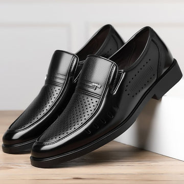 Atmungsaktive Herrenschuhe aus Leder