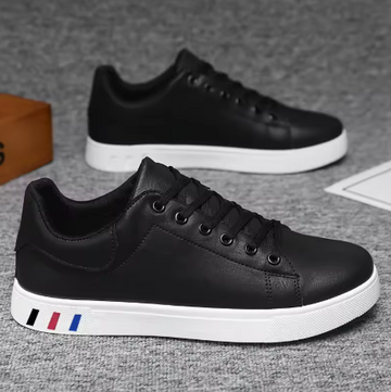 Lässige Turnschuhe aus Leder